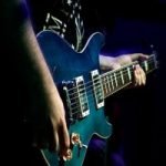 Retro Guitarist-green_Optimized